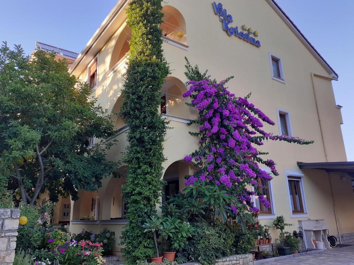 روفينج Villa Kristina المظهر الخارجي الصورة