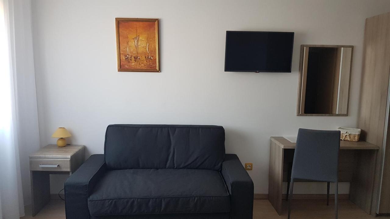 روفينج Villa Kristina المظهر الخارجي الصورة