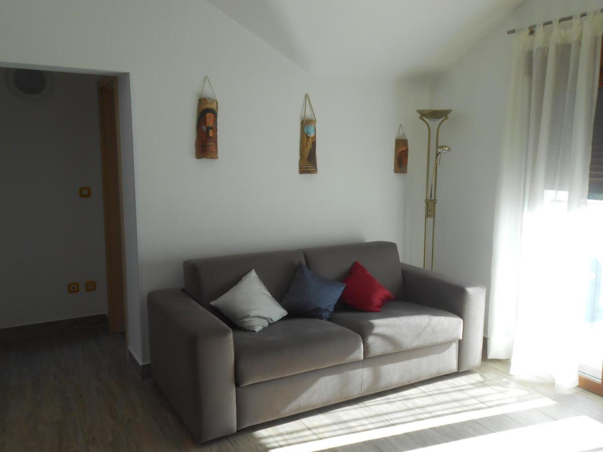 روفينج Villa Kristina المظهر الخارجي الصورة